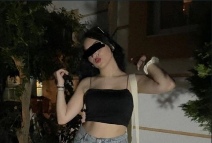 Takipçimizin Tinder Üzerinden Düşürdüğü 2 Hatun