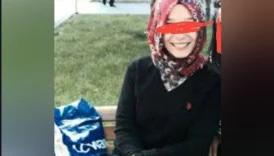 Tatlı Türbanlı Genç Kız