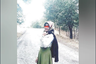 Türbanlı Emine