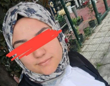 Türbanlı Kız Harika