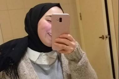 Türbanlı Kızın Videoları