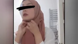 Türbanlı tatlı kız